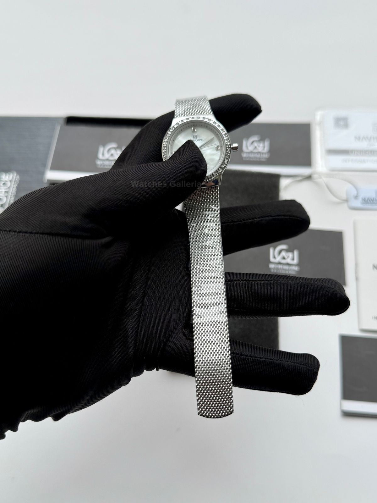 Naviforce NF5005 Women Watch Quartz (Silver) Naviforce Watch in Pakistan