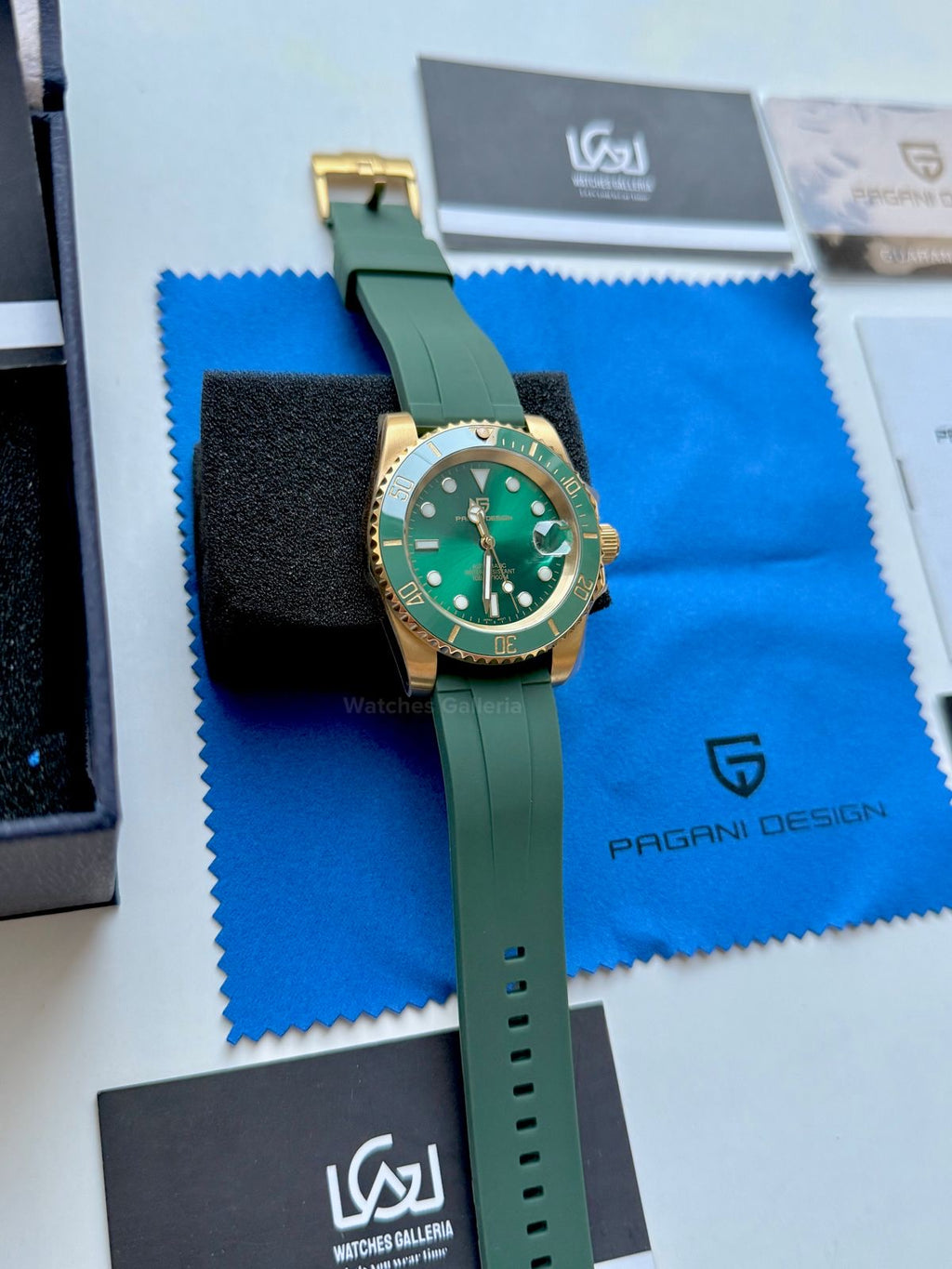 Pagani Design Hulk PD1661 Gold (Silicon Straps Edition Exclusive) Pagani Design in Pakistan