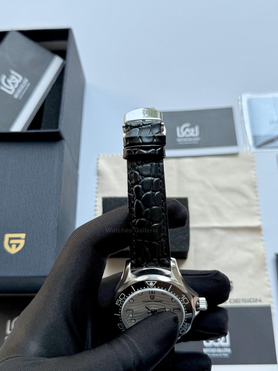 Pagani Design PD1685 Black Leather Strap Seamaster Diver White Automatic Watch – 200M Sapphire Crystal NH35A/Miyota Luxury Dive Watch in Pakistan | Watches Galleria