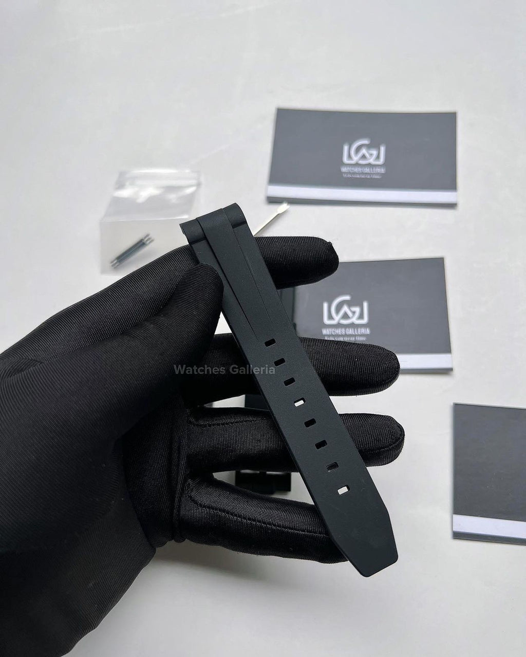 Silicon Straps Premium Black/Silver
