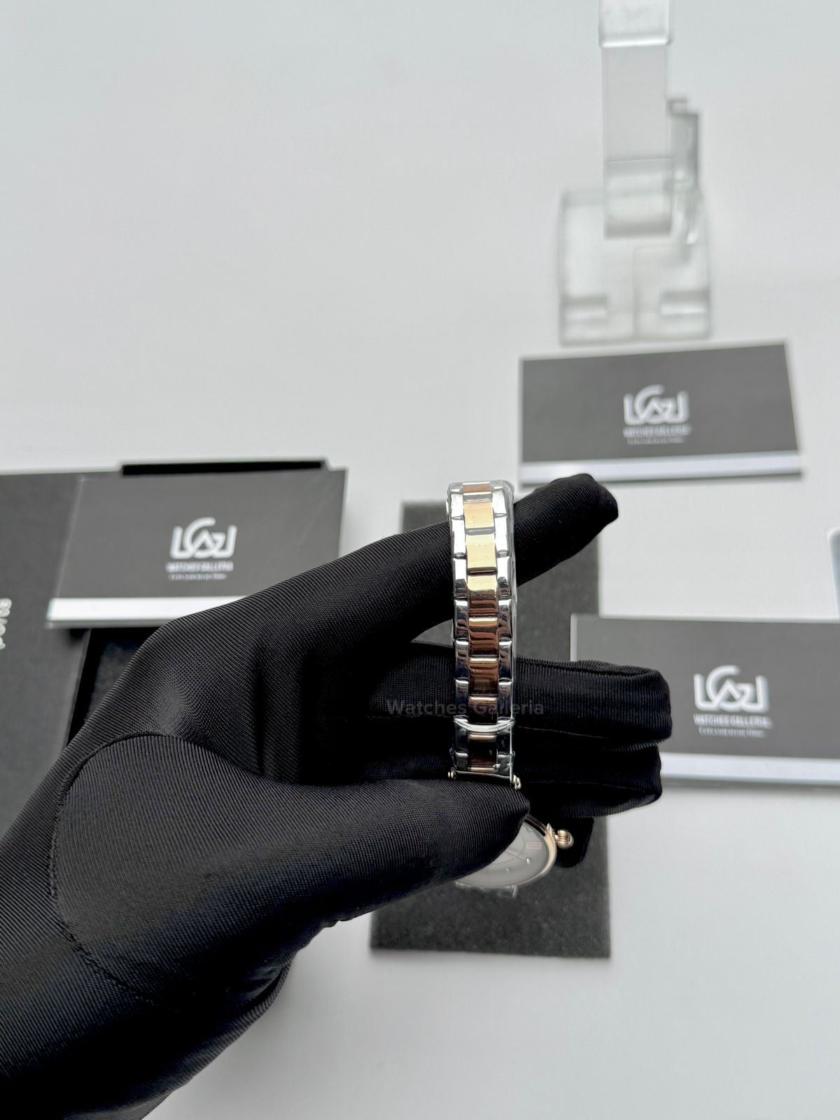 Crrju 2178 Ladies Watch Quartz (White/Rose Gold) CRRJU Watch Pakistan