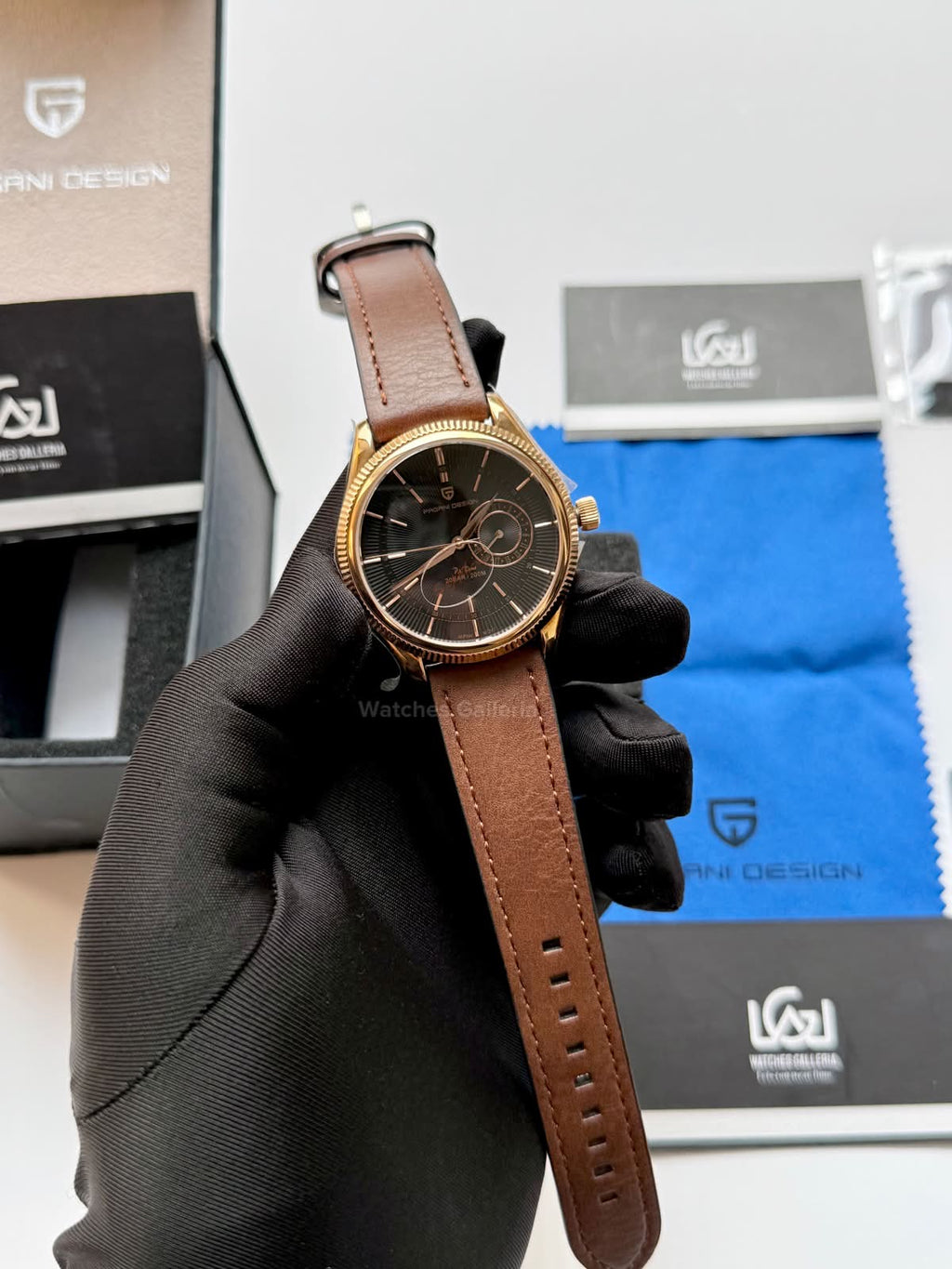 Pagani Design PD1689 Classic Dress Watch 40mm – Seiko VH65 Quartz Movement, Sapphire Glass, 200M Water Resistance, Leather Strap