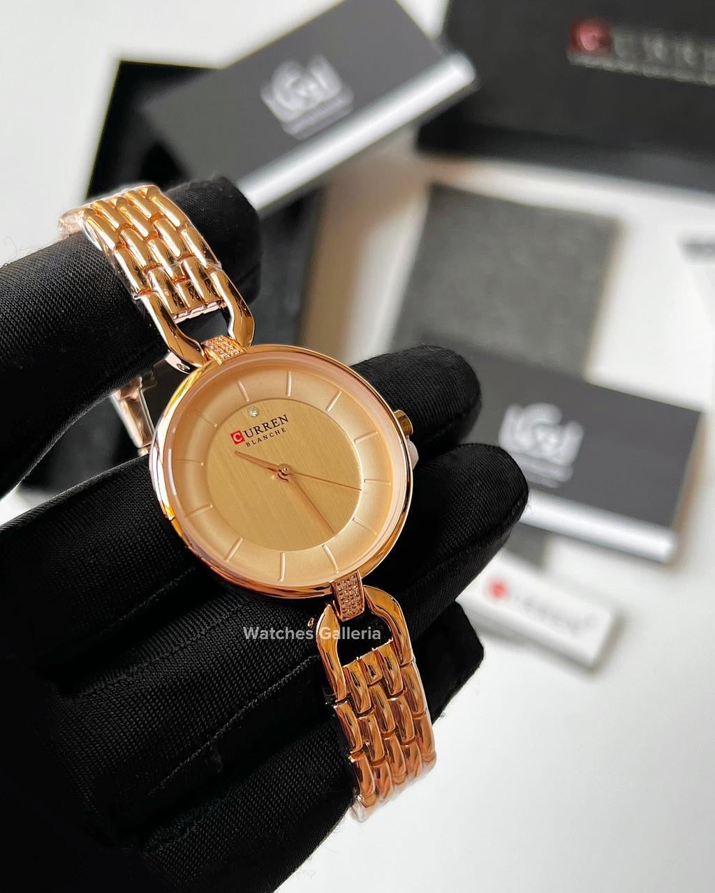 Curren Ladies Watch Quartz (Gold) C9052