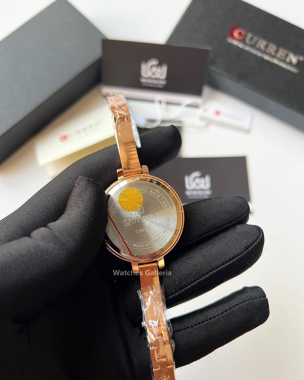 Curren Ladies Quartz Watch (Gold) C9012