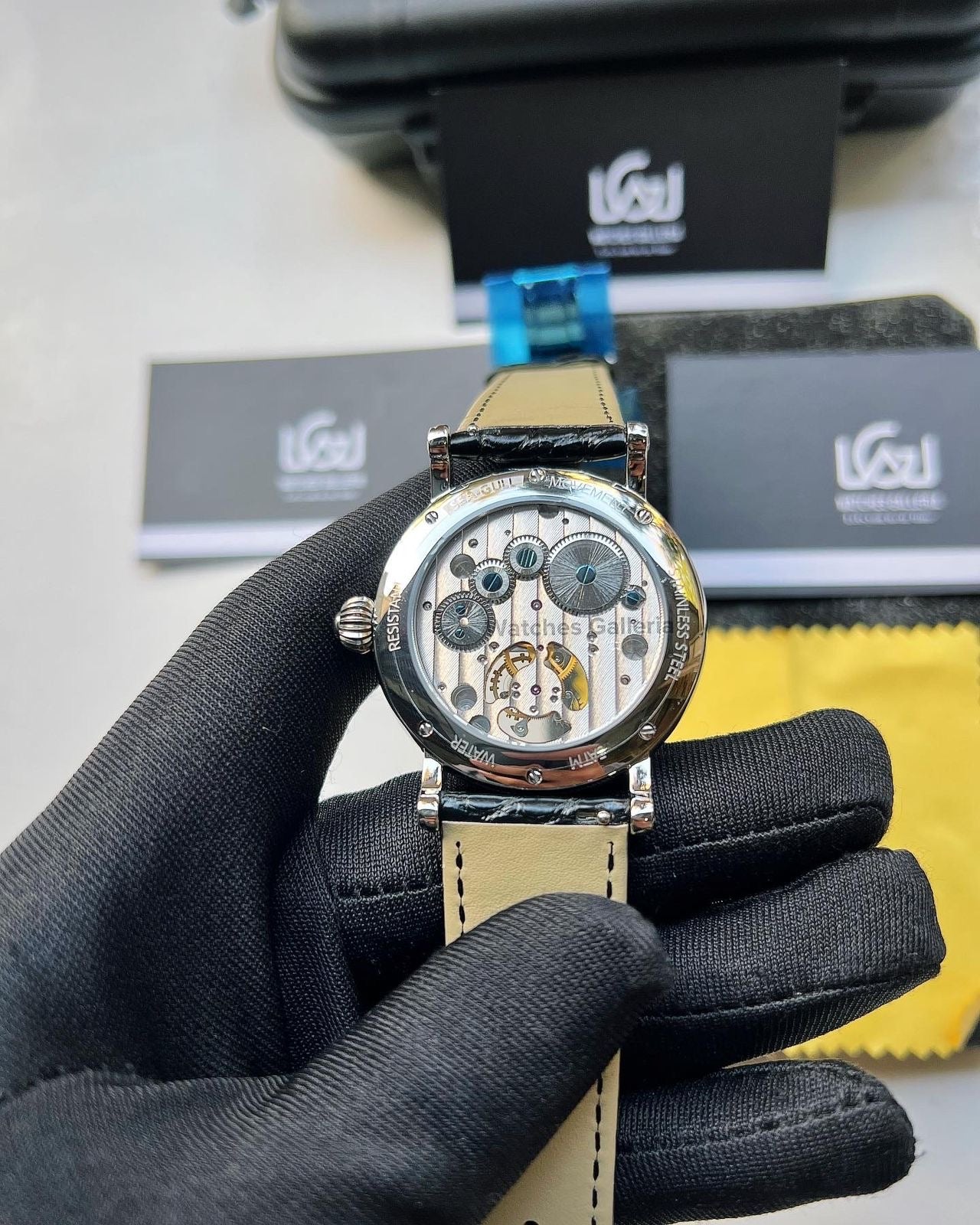 Sugess Suearth Black/Silver