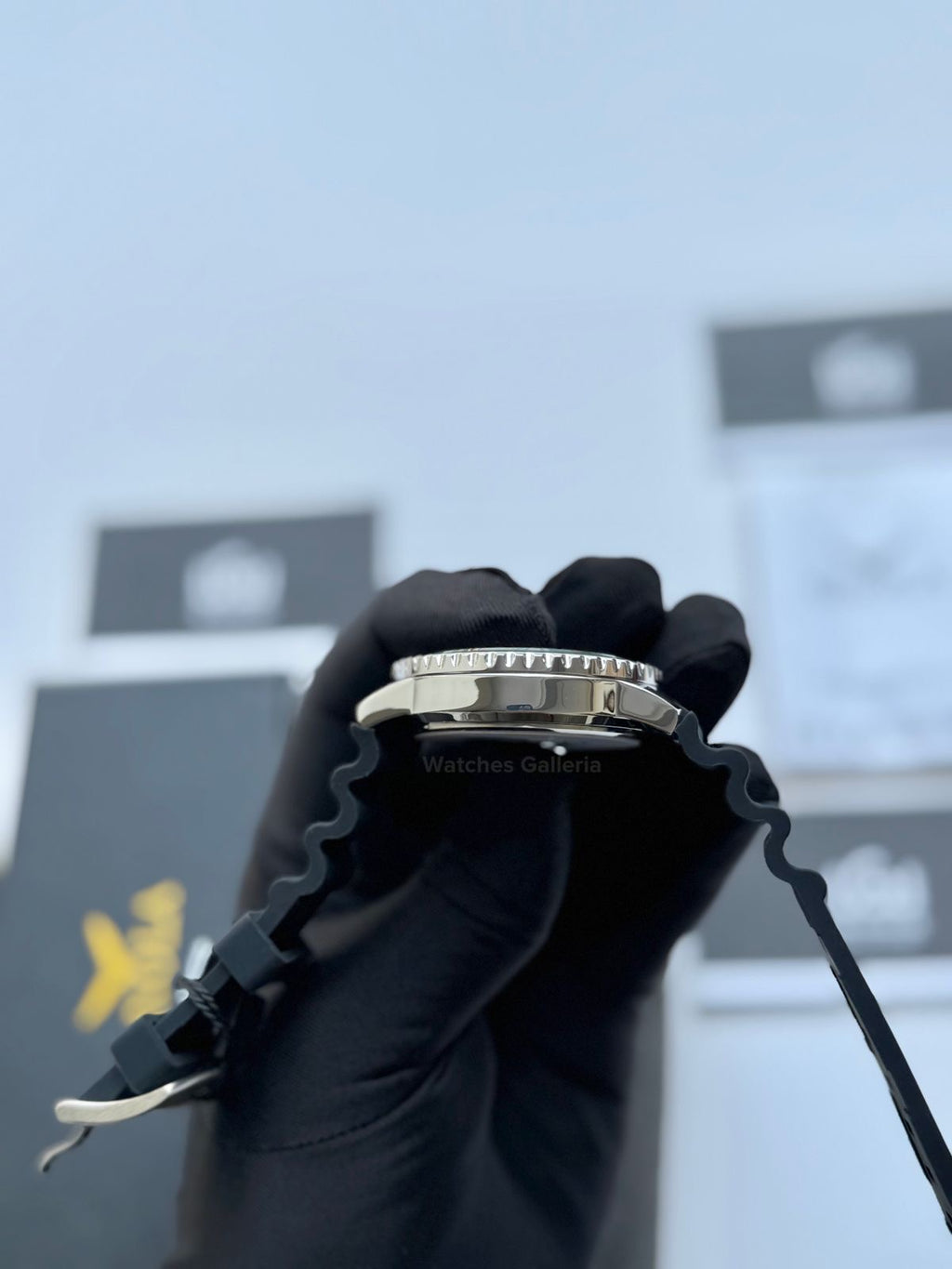 Onola 3850 Sports Diving Style Quartz (Red) Onola Pakistan