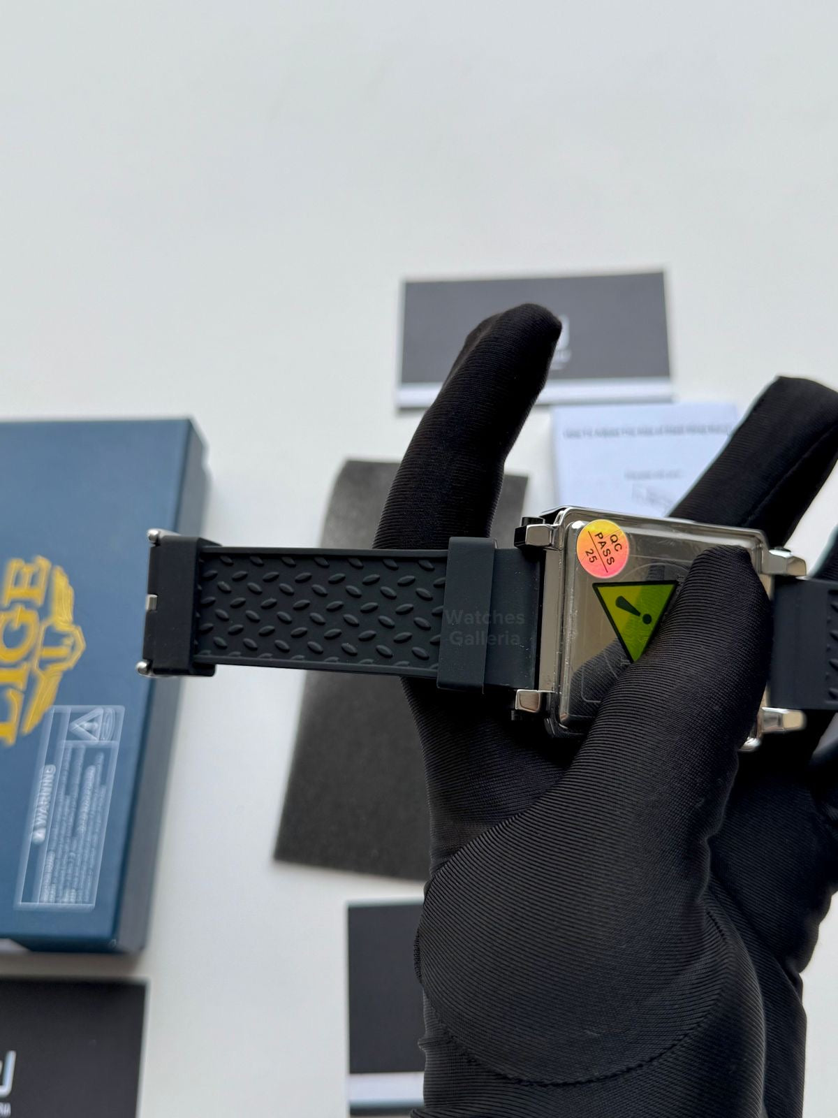 Lige Watch LG8935 Square Chronograph (Silver/Black) Lige Watch Pakistan