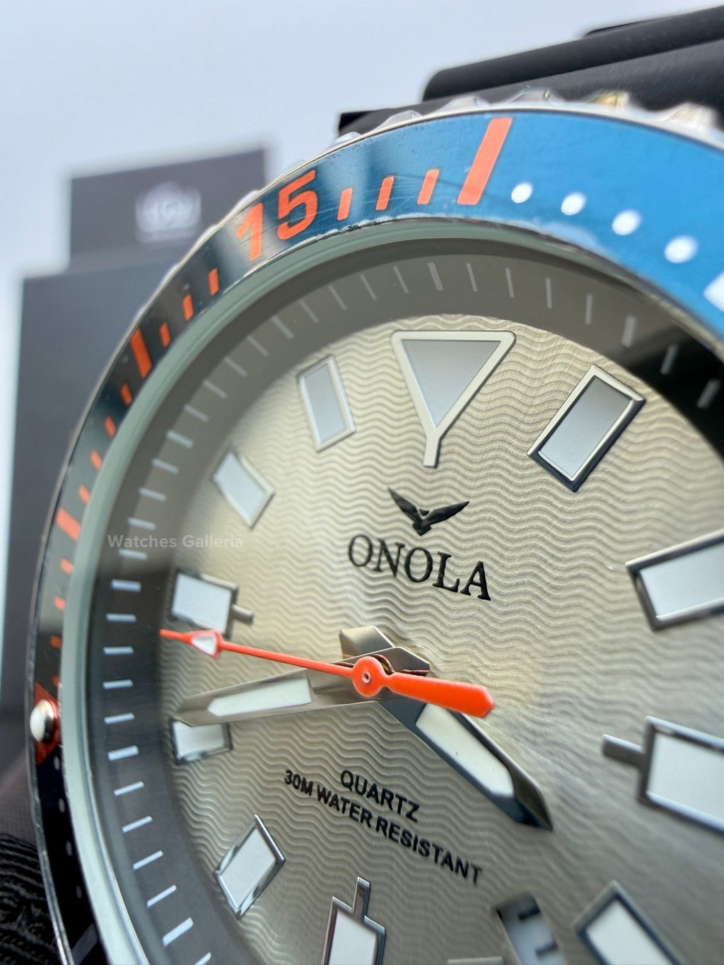 Onola 3850 Sports Diving Style Quartz (Silver) Onola Pakistan