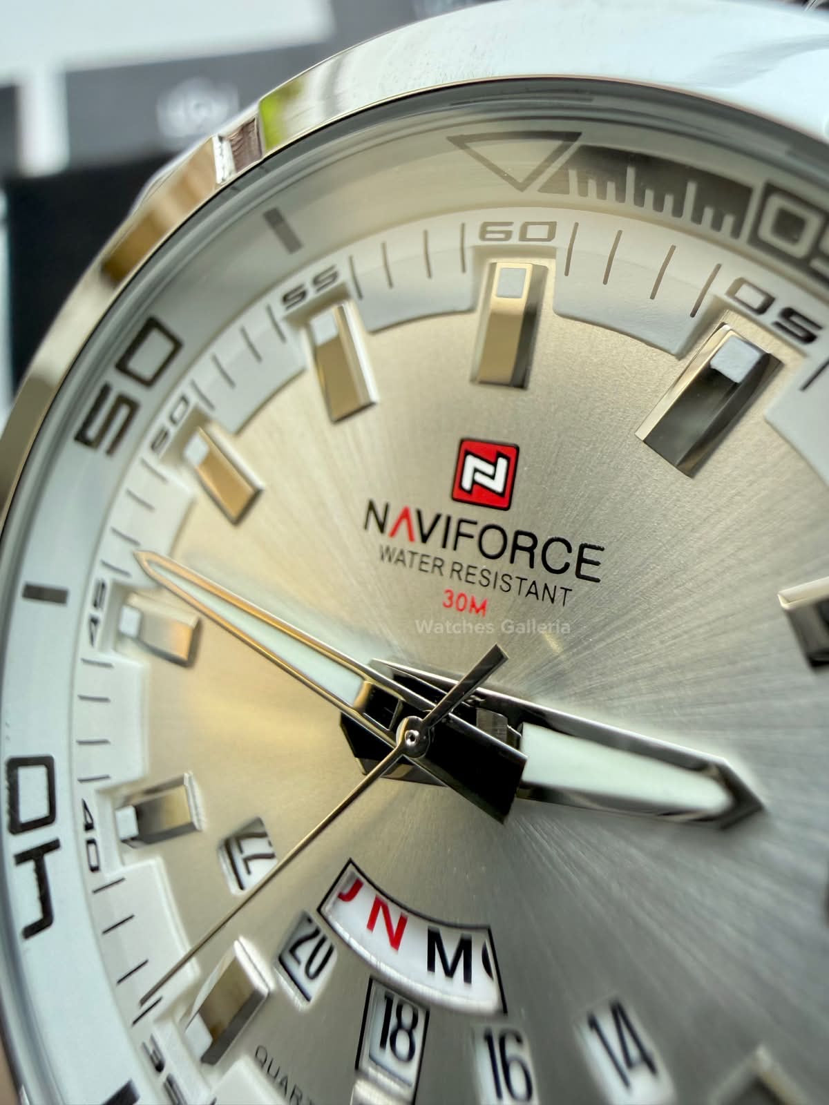 Naviforce NF9038M Original Men’s Watch Silver – Japanese Movement, Mineral Glass & Water Resistant
