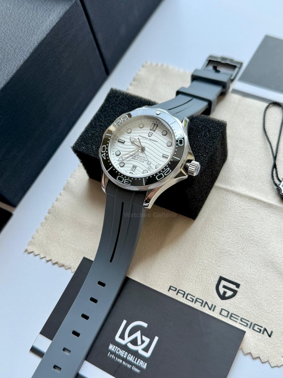 Pagani Design PD1685 Grey Silicon Seamaster Diver White Automatic Watch – 200M Sapphire Crystal NH35A/Miyota Luxury Dive Watch in Pakistan | Watches Galleria