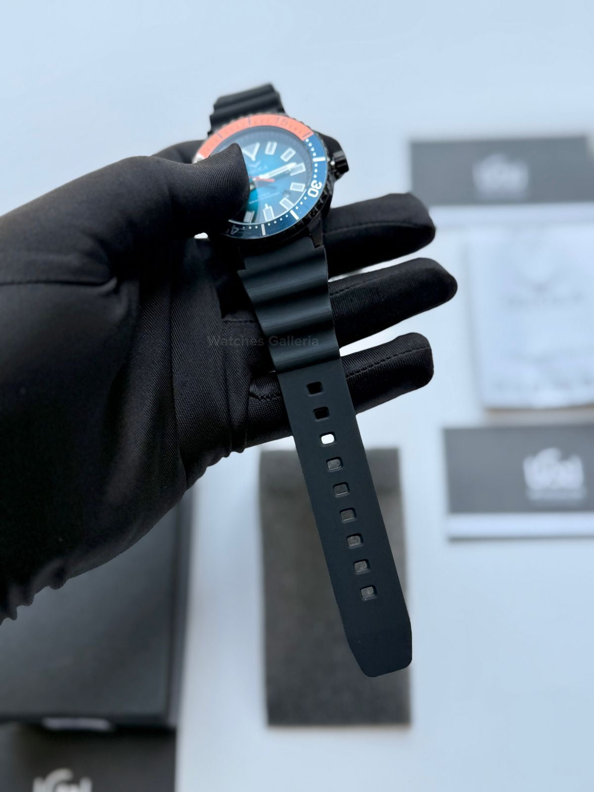 Onola 3850 Sports Diving Style Quartz (Black/Orange) Onola Pakistan