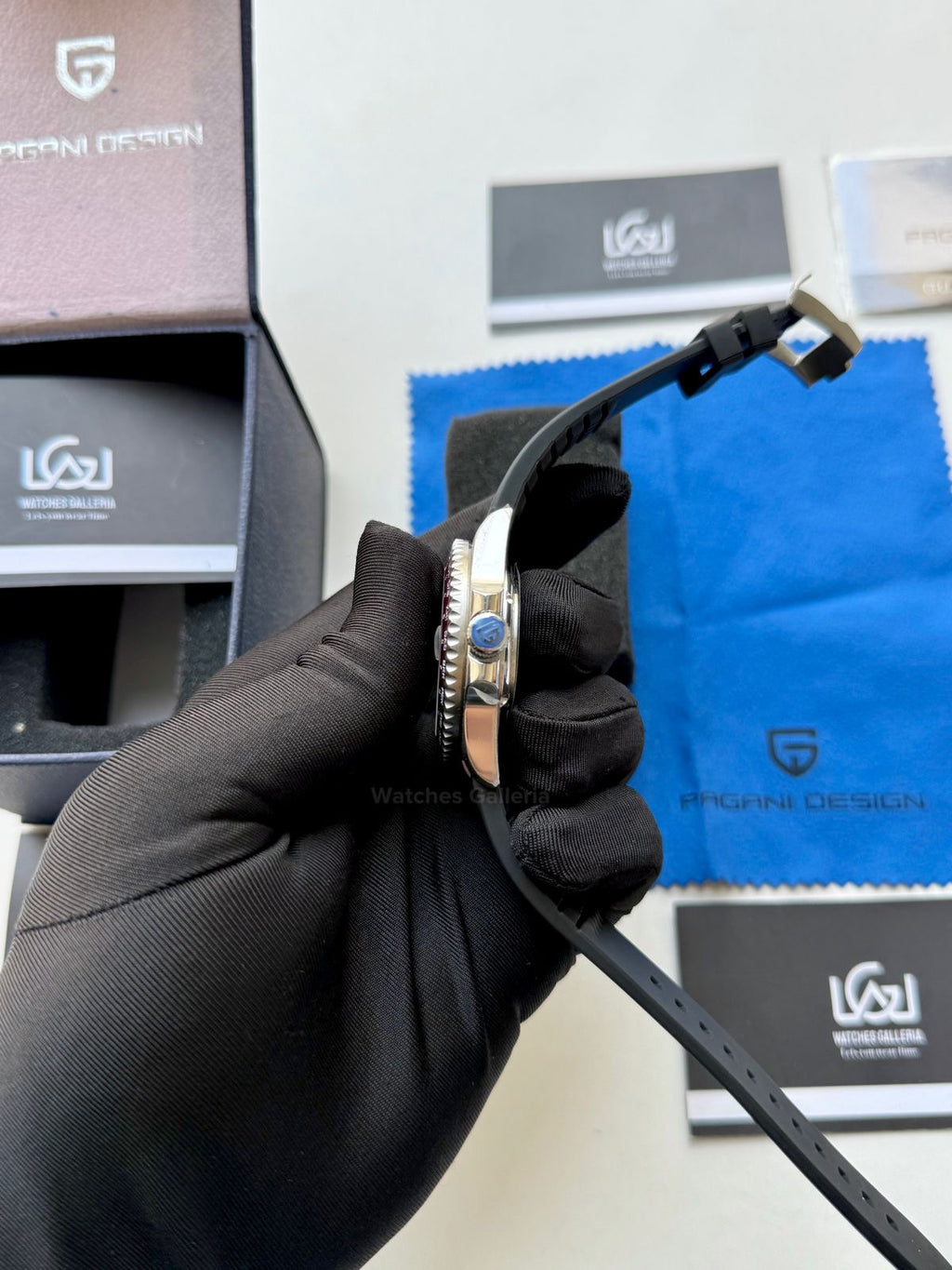 Pagani Design PD1758 World Time GMT Automatic (Red) | Pagani Design Pakistan | PD-1758