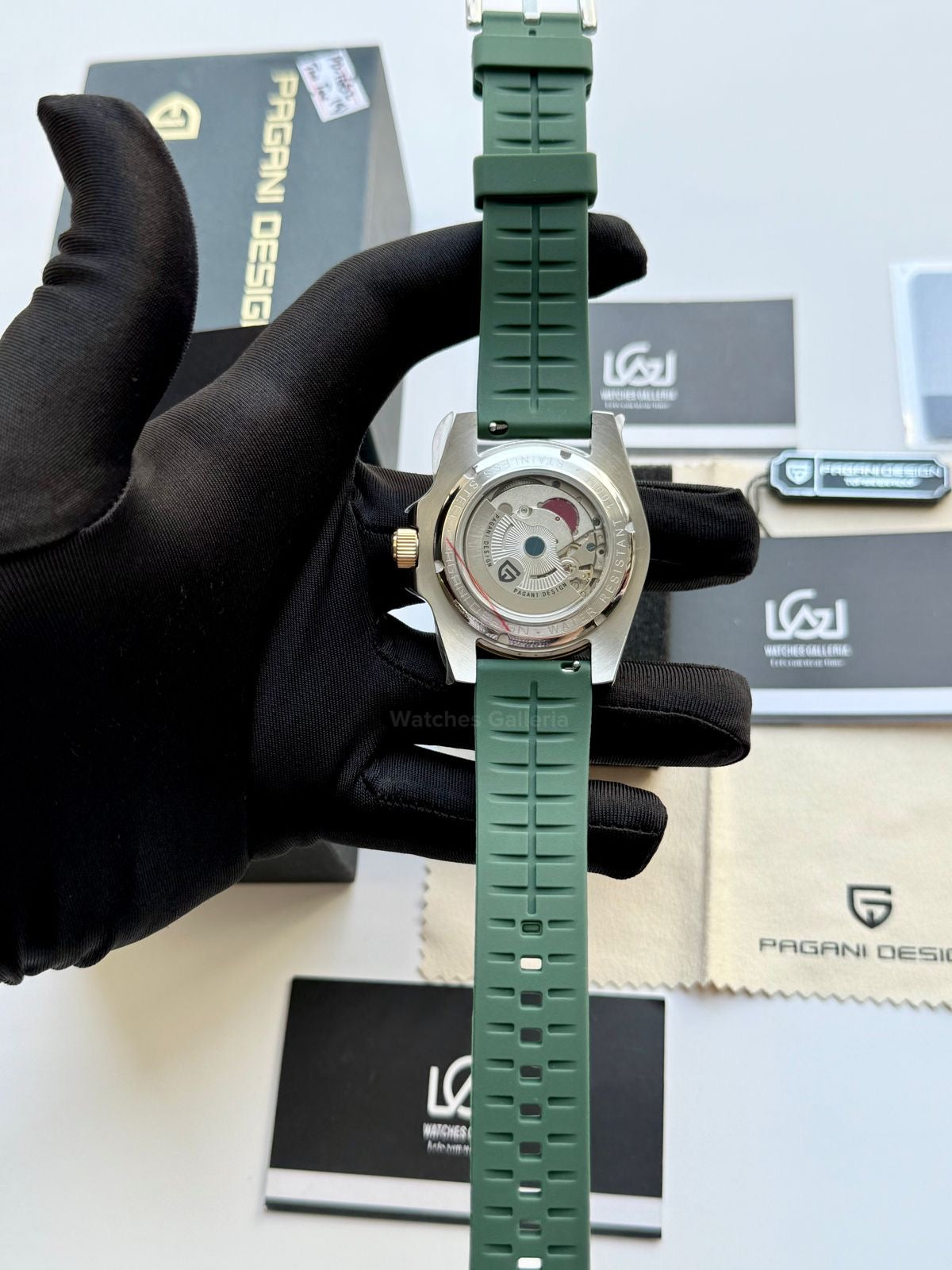 Pagani Design PD1662 GMT Master II Zombie Green Silicon Edition V6 Two Tone in Pakistan – Automatic GMT Luxury Men’s Watch with Sapphire Crystal & Rotating Bezel