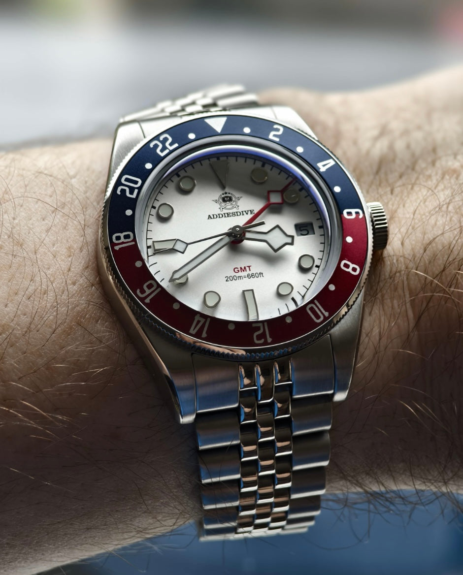 Addiesdive Black Bay GMT Pepsi Quartz (White) AD2044