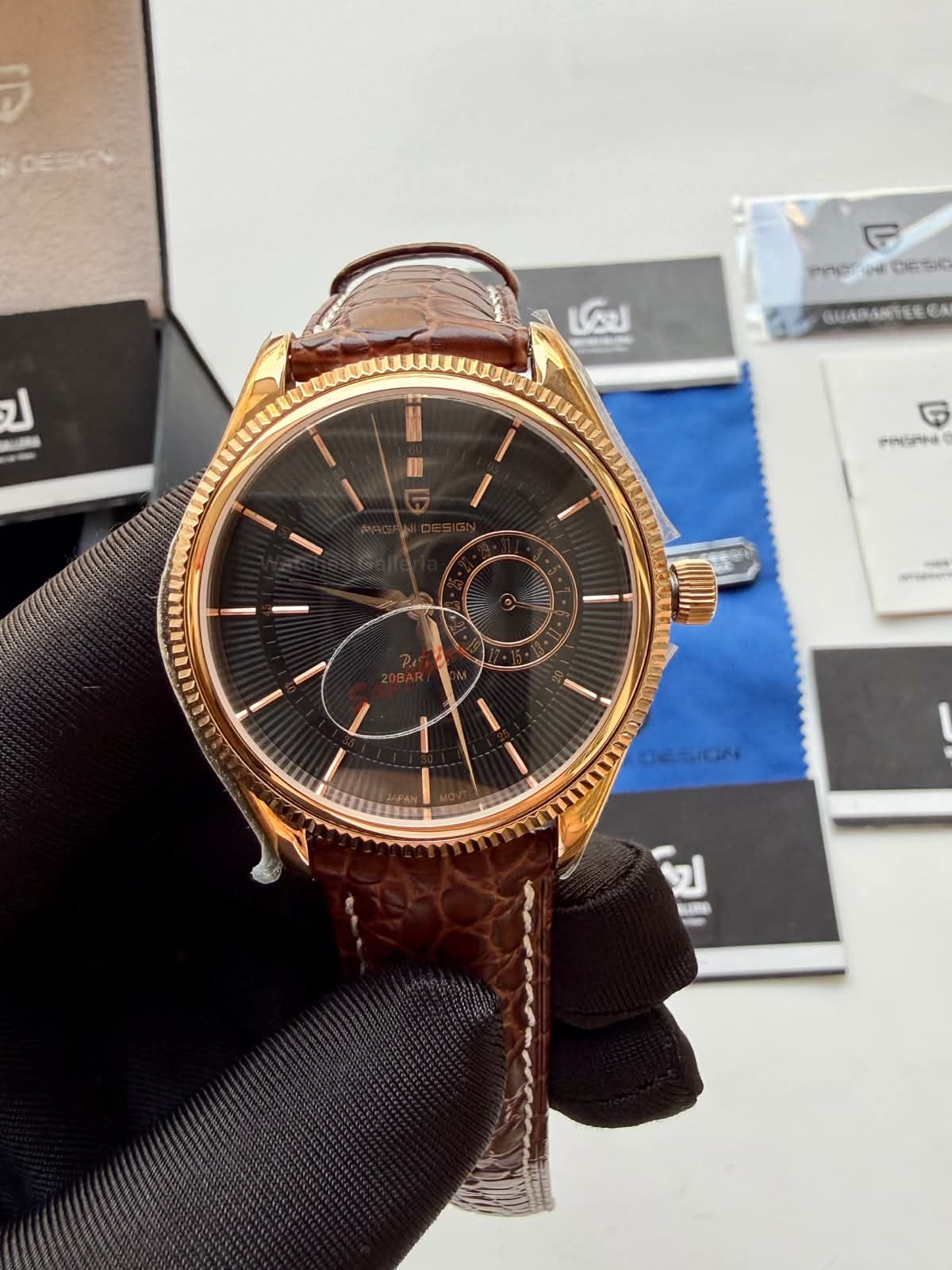 Pagani Design PD1689 Classic Dress Watch 40mm – Seiko VH65 Quartz Movement, Sapphire Glass, 200M Water Resistance, Leather Strap