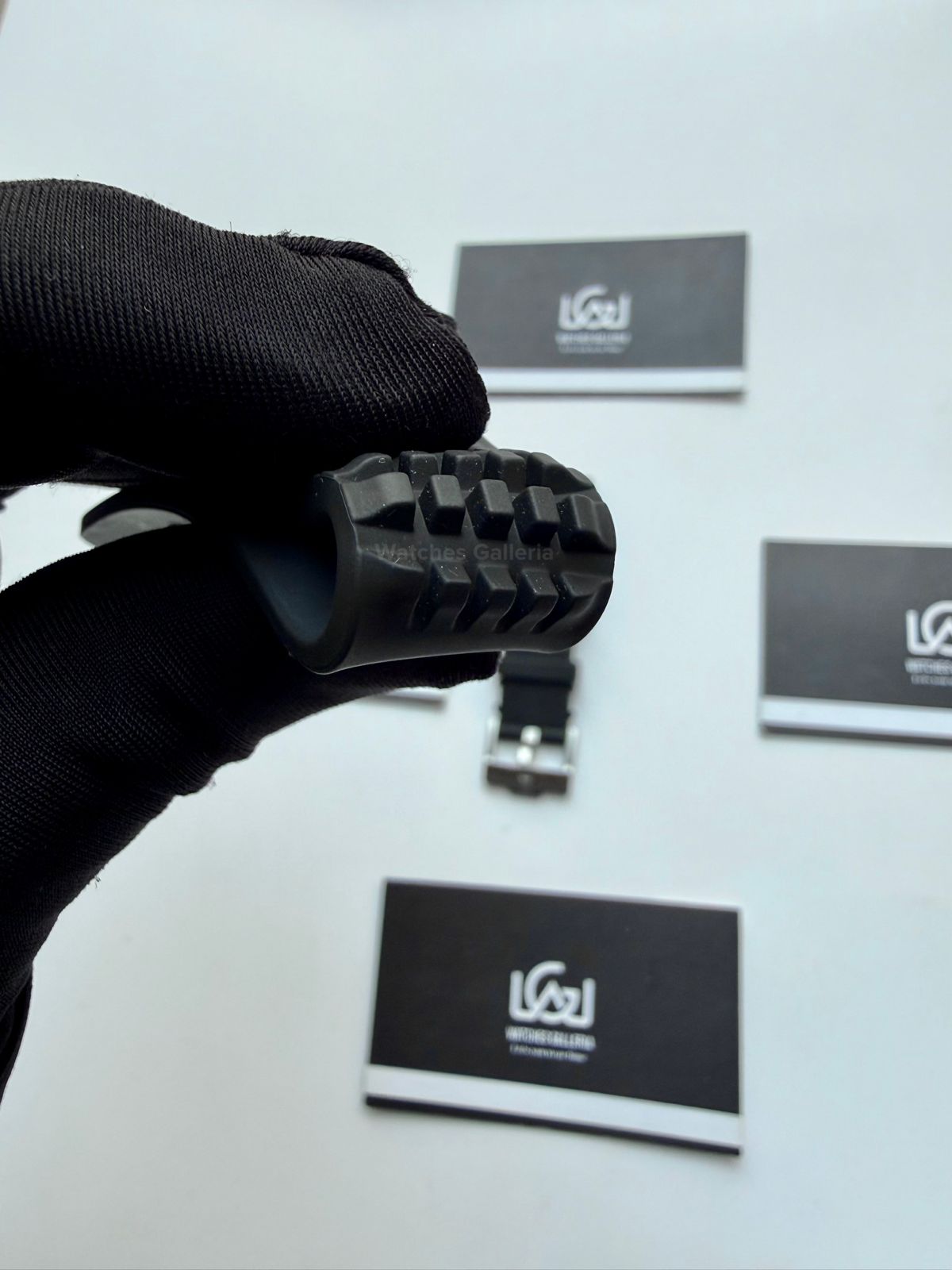 Pagani Design Original 20mm FKM Fluoro Rubber Strap – Stainless Steel Pin Buckle (Black)