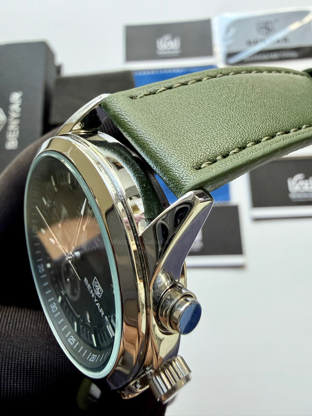 Benyar BY5210 (Grey Green) Pilot Chronograph Green Dial Stainless Steel Watch – 42mm Quartz Chronograph with Date, Complete Calendar & Stopwatch