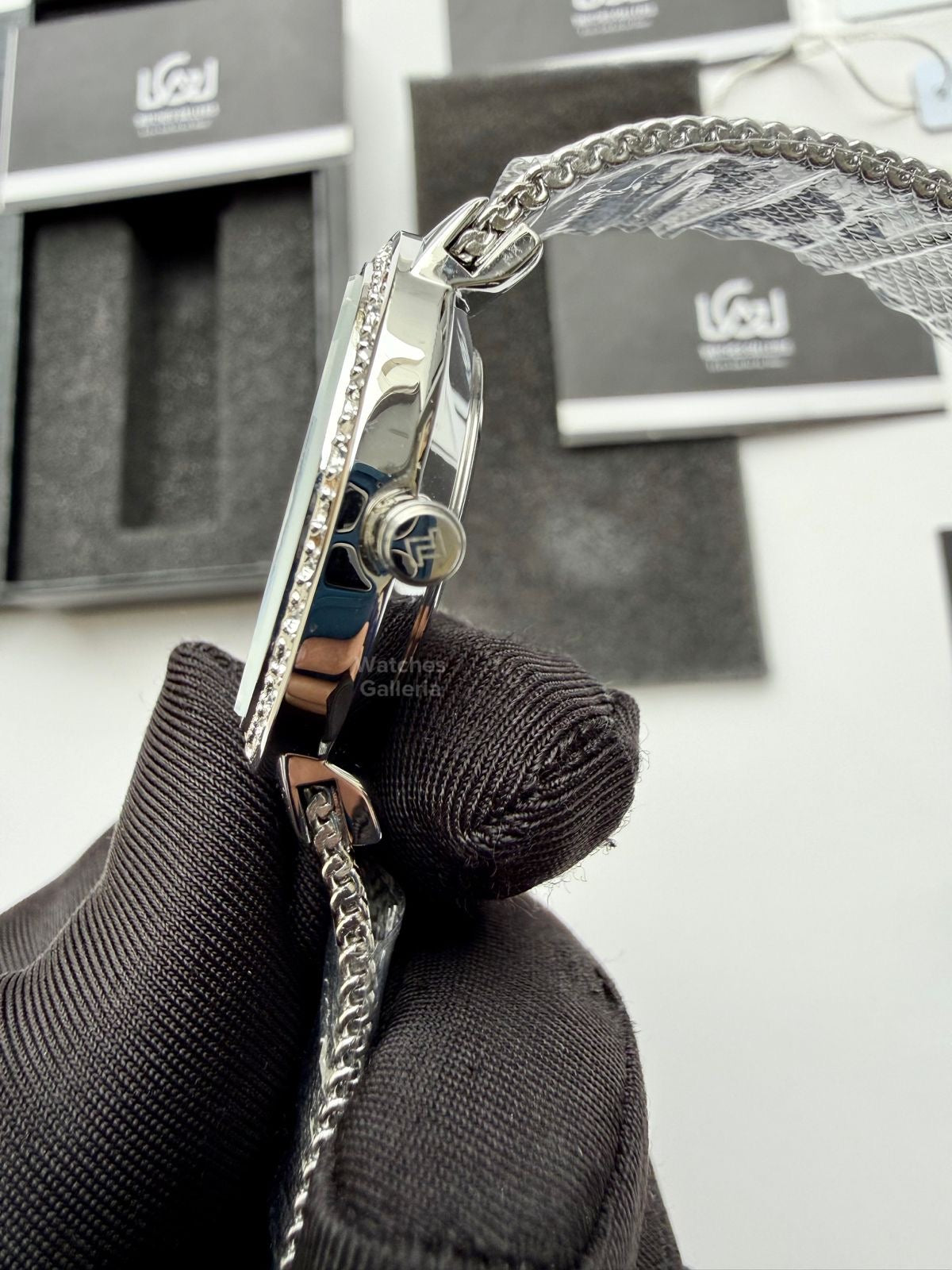 Naviforce NF5005 Women Watch Quartz (Silver) Naviforce Watch in Pakistan