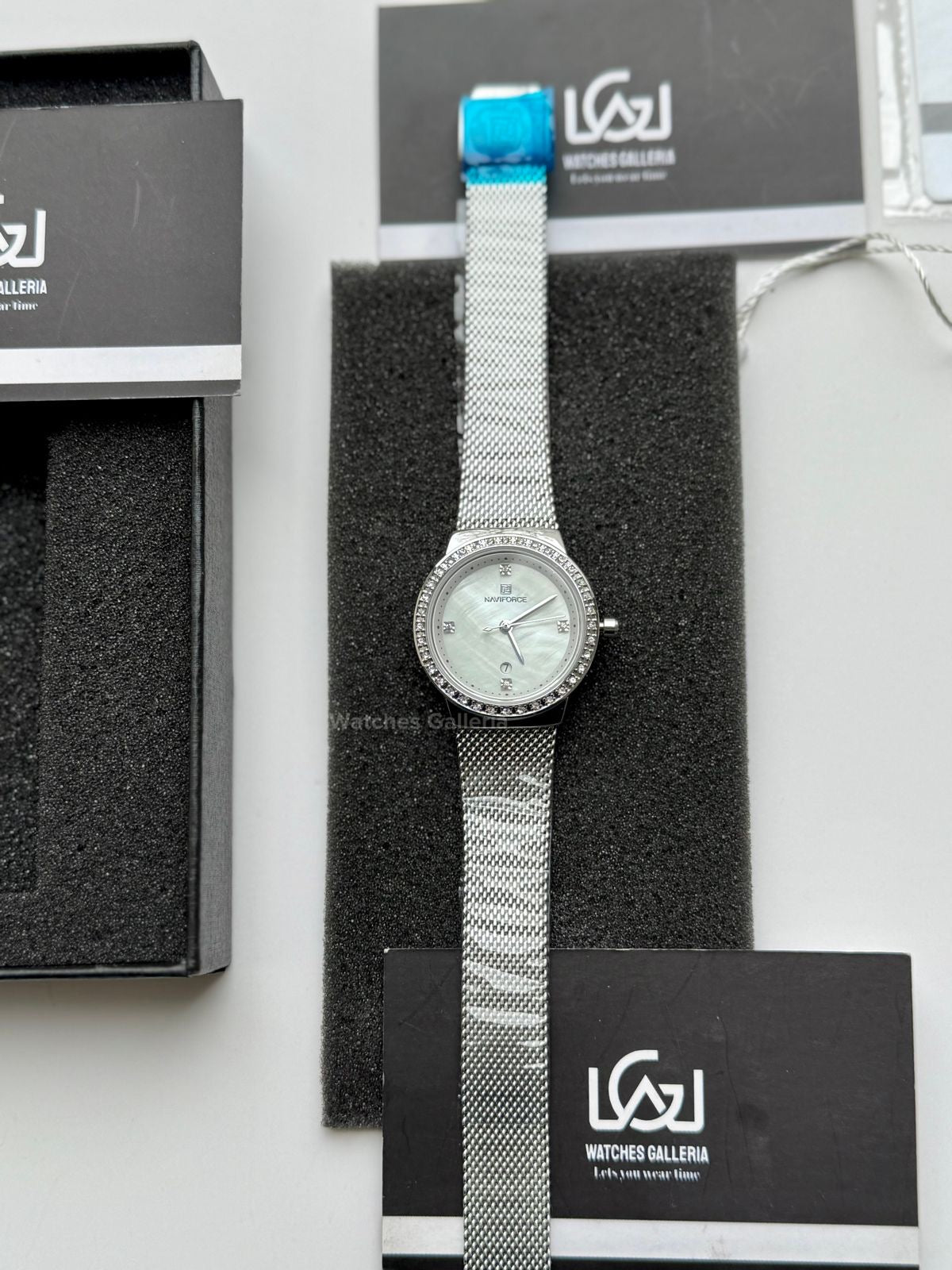Naviforce NF5005 Women Watch Quartz (Silver) Naviforce Watch in Pakistan