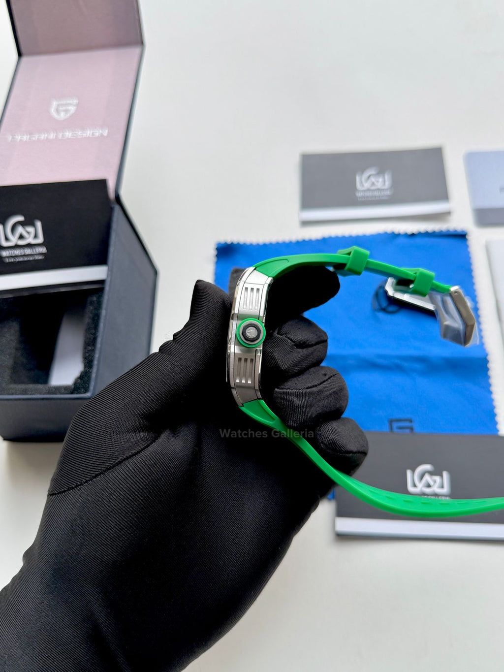 Pagani Design Tonneau Calendar Quartz PDys012 (Green) Pagani Design in Pakistan