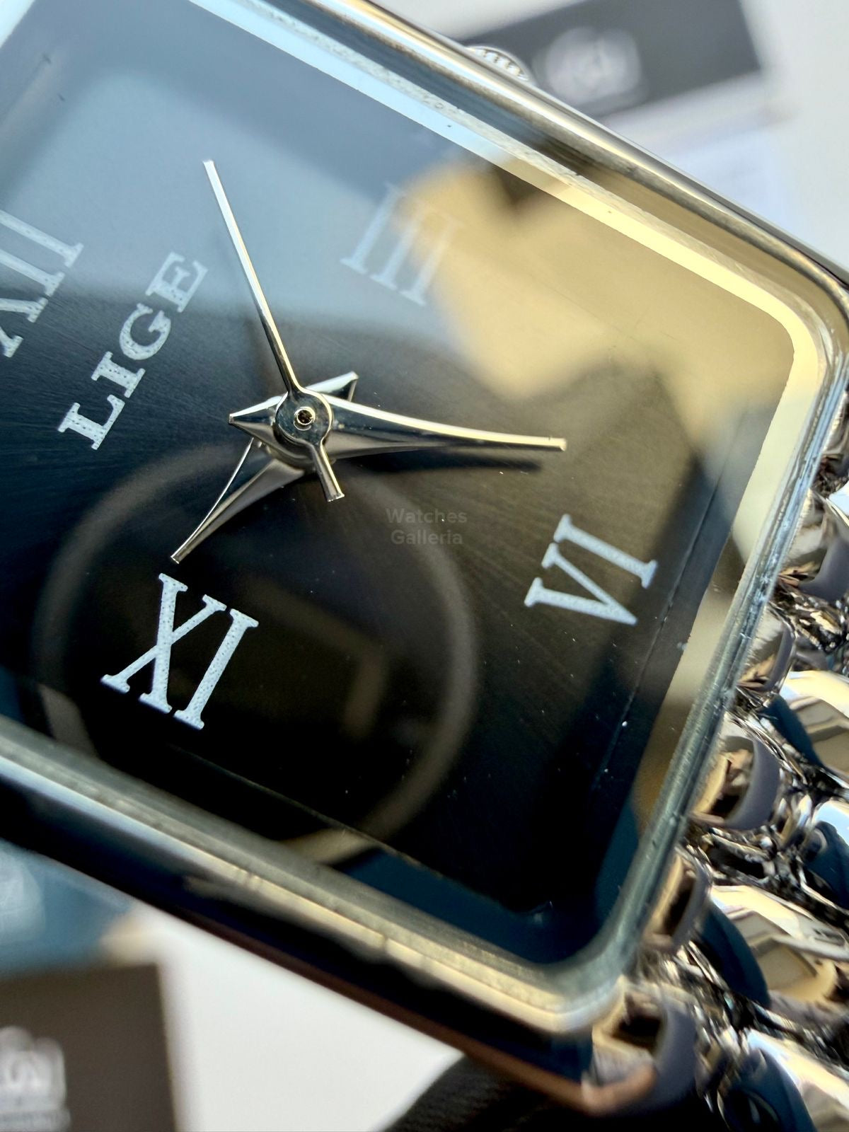 Lige 89156 Tank Women Watch Quartz (Silver/Black) Lige Women Watch