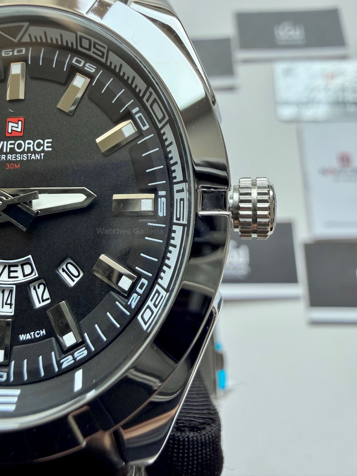 Naviforce NF9038M Original Men’s Watch Silver Black – Japanese Movement, Mineral Glass & Water Resistant