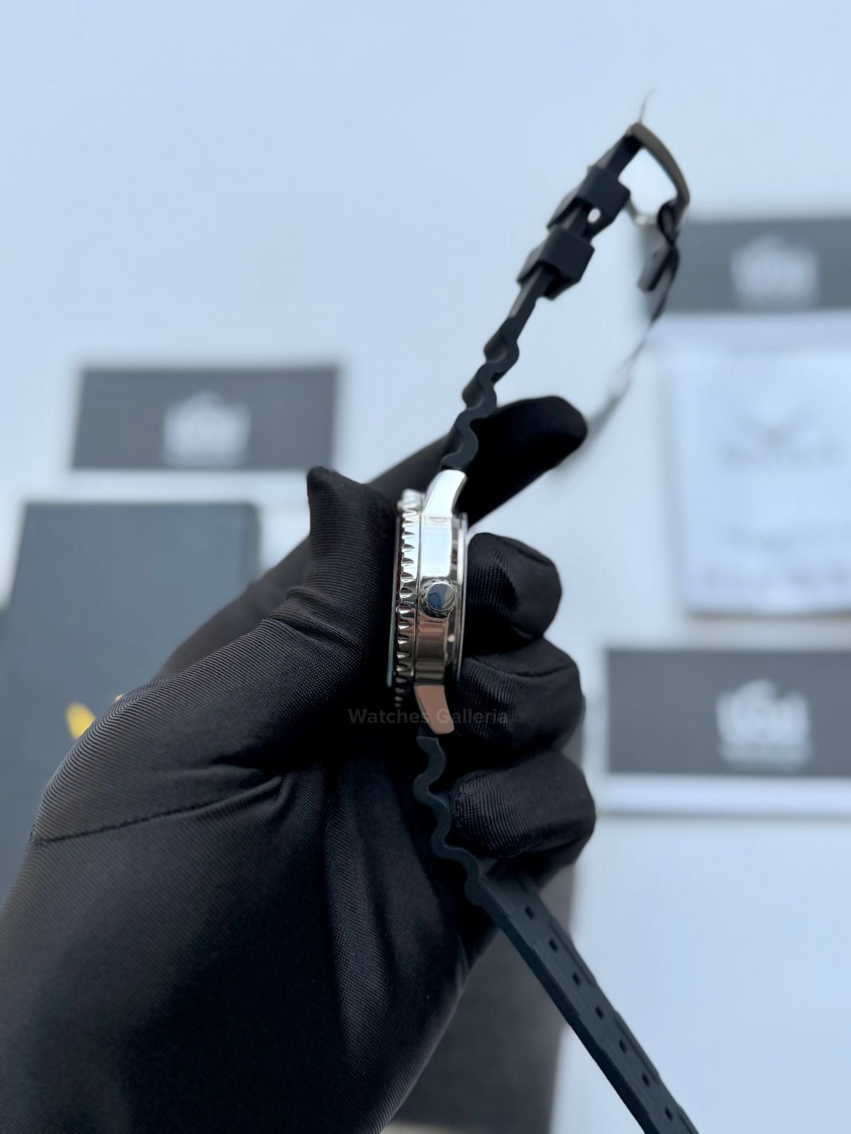 Onola 3850 Sports Diving Style Quartz (Red) Onola Pakistan