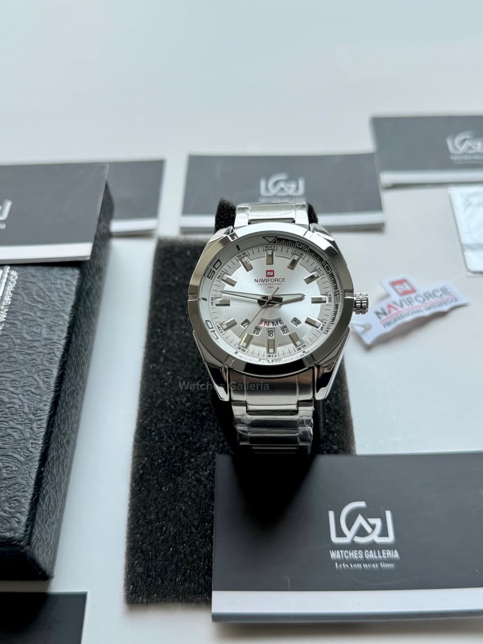 Naviforce NF9038M Original Men’s Watch Silver – Japanese Movement, Mineral Glass & Water Resistant