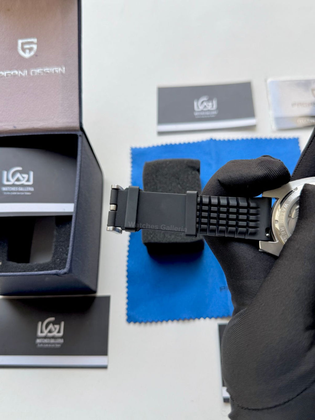 Pagani Design PD1758 World Time GMT Automatic (Red) | Pagani Design Pakistan | PD-1758