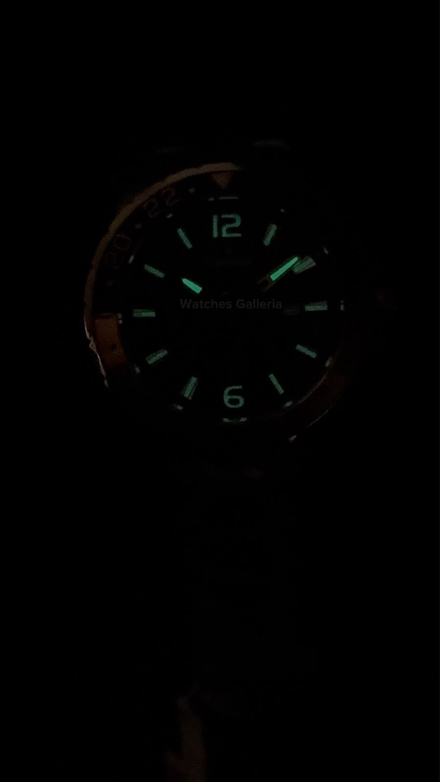 Naviforce NF9192 Rootbeer Men’s Watch | Japanese Seiko AL32 Quartz Movement | Complete Calendar | Luminous Hands | 3ATM Water Resistant
