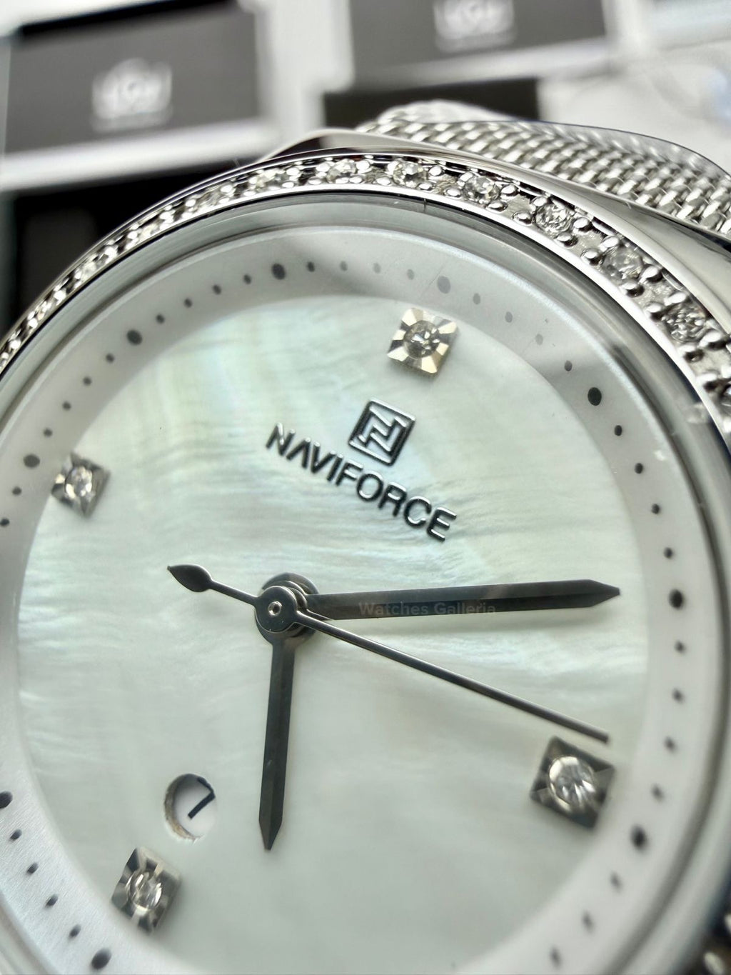 Naviforce NF5005 Women Watch Quartz (Silver) Naviforce Watch in Pakistan