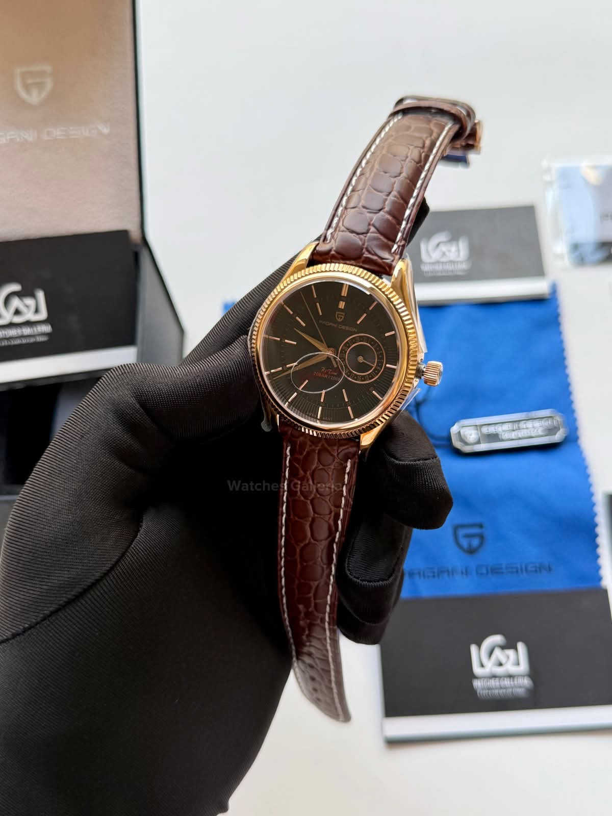 Pagani Design PD1689 Classic Dress Watch 40mm – Seiko VH65 Quartz Movement, Sapphire Glass, 200M Water Resistance, Leather Strap