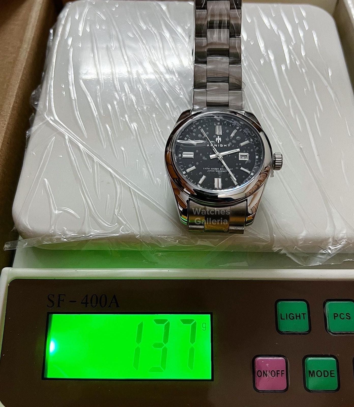 Aknight Oyster Perpetual Quartz (Black) AK2113