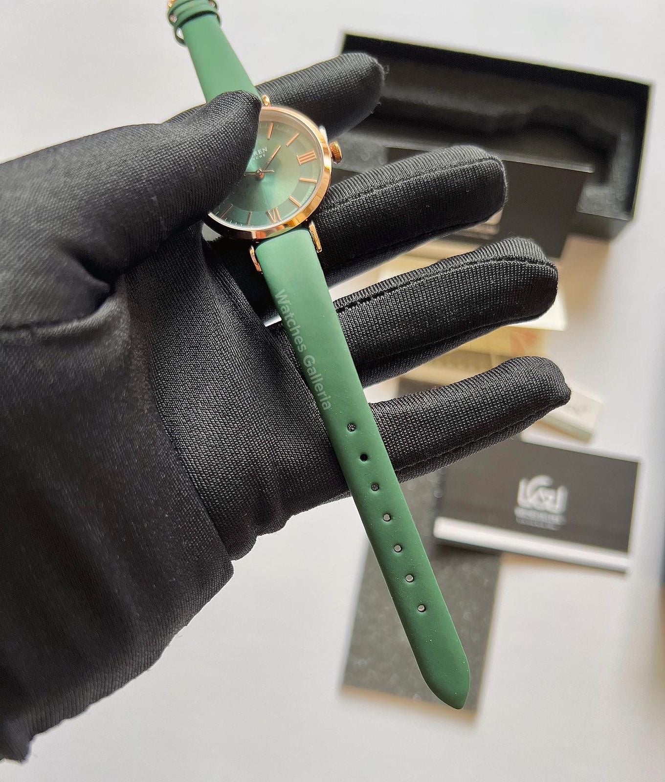 Curren Ladies Watch Quartz (Green) C9079