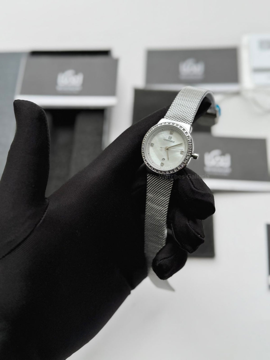 Naviforce NF5005 Women Watch Quartz (Silver) Naviforce Watch in Pakistan