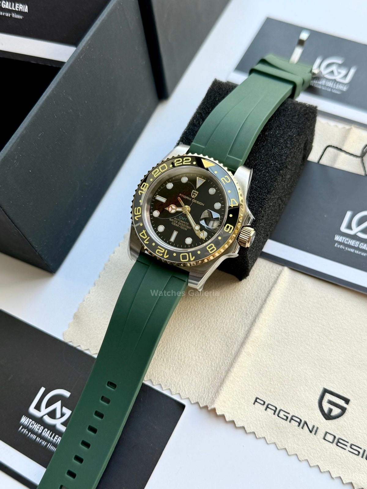 Pagani Design PD1662 GMT Master II Zombie Green Silicon Edition V6 Two Tone in Pakistan – Automatic GMT Luxury Men’s Watch with Sapphire Crystal & Rotating Bezel