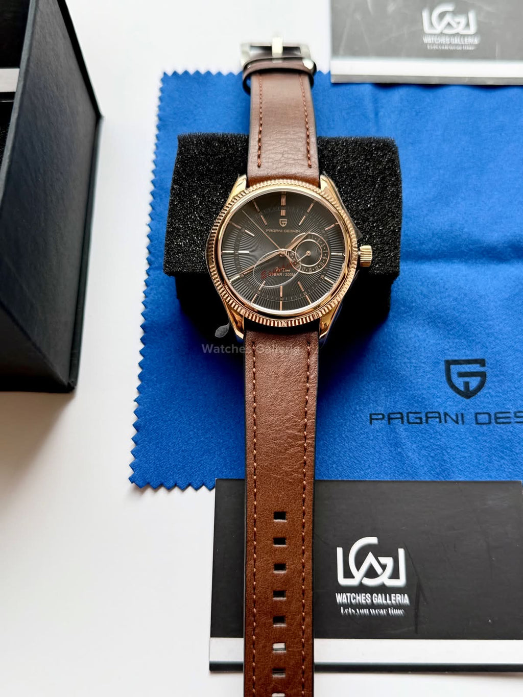 Pagani Design PD1689 Classic Dress Watch 40mm – Seiko VH65 Quartz Movement, Sapphire Glass, 200M Water Resistance, Leather Strap