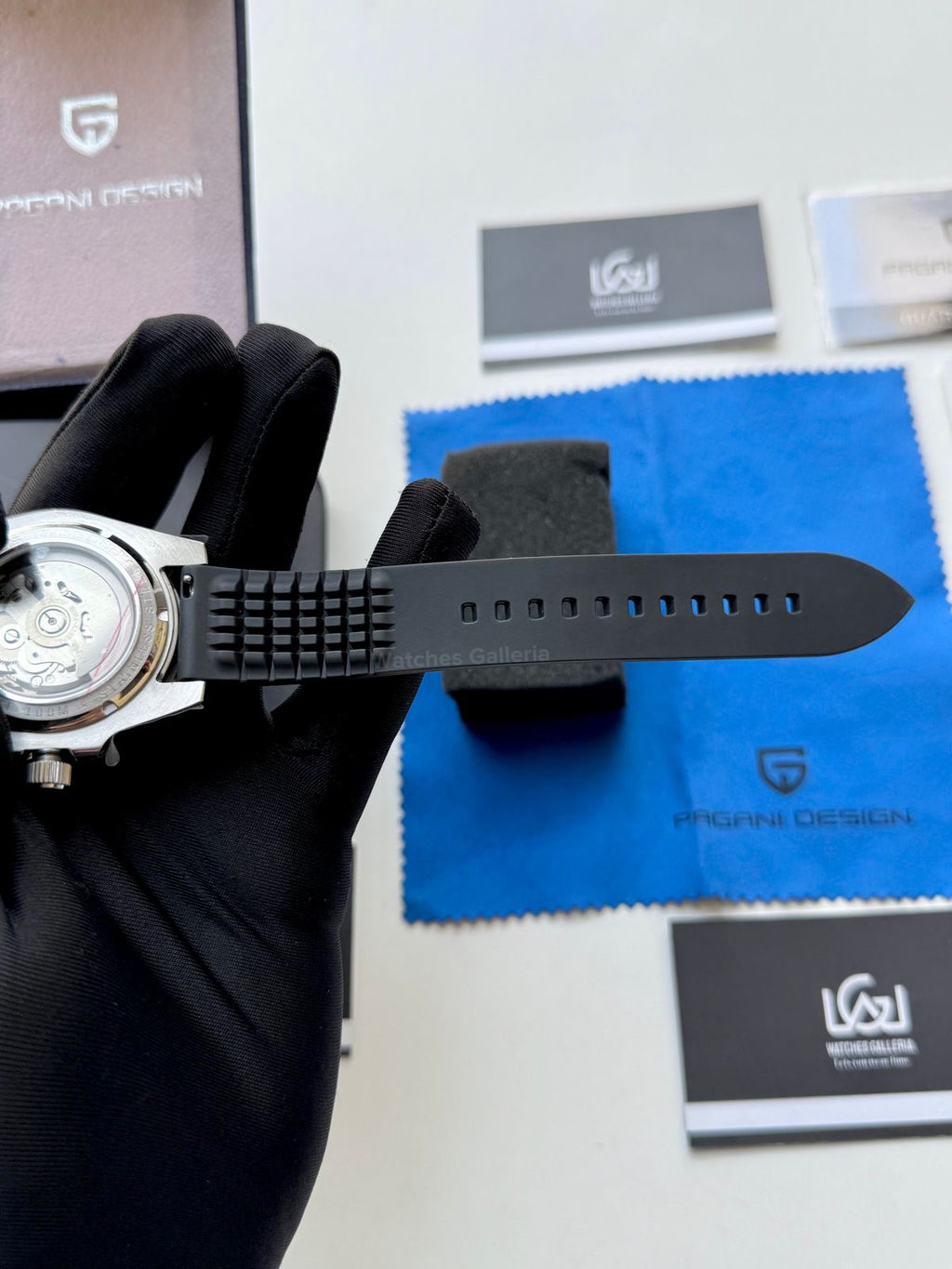 Pagani Design PD1758 World Time GMT Automatic (Red) | Pagani Design Pakistan | PD-1758