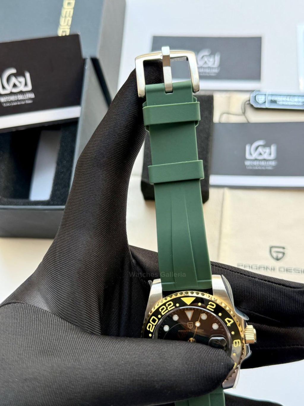 Pagani Design PD1662 GMT Master II Zombie Green Silicon Edition V6 Two Tone in Pakistan – Automatic GMT Luxury Men’s Watch with Sapphire Crystal & Rotating Bezel