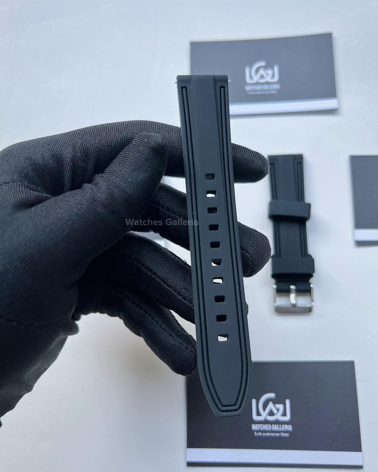 Silicon Straps Black