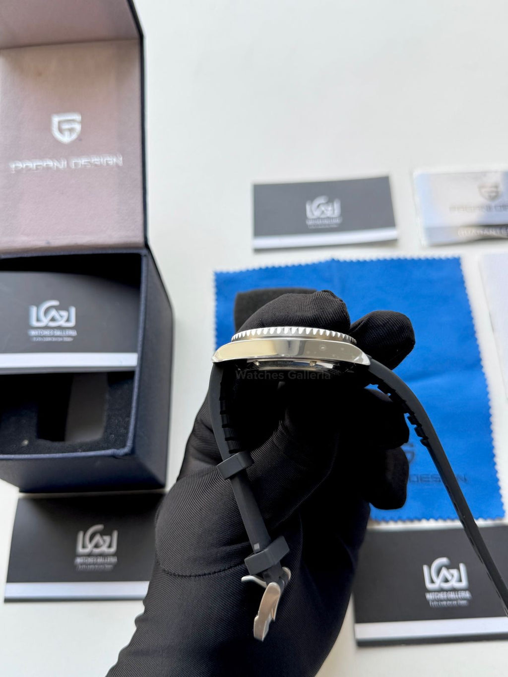 Pagani Design PD1758 World Time GMT Automatic (Red) | Pagani Design Pakistan | PD-1758