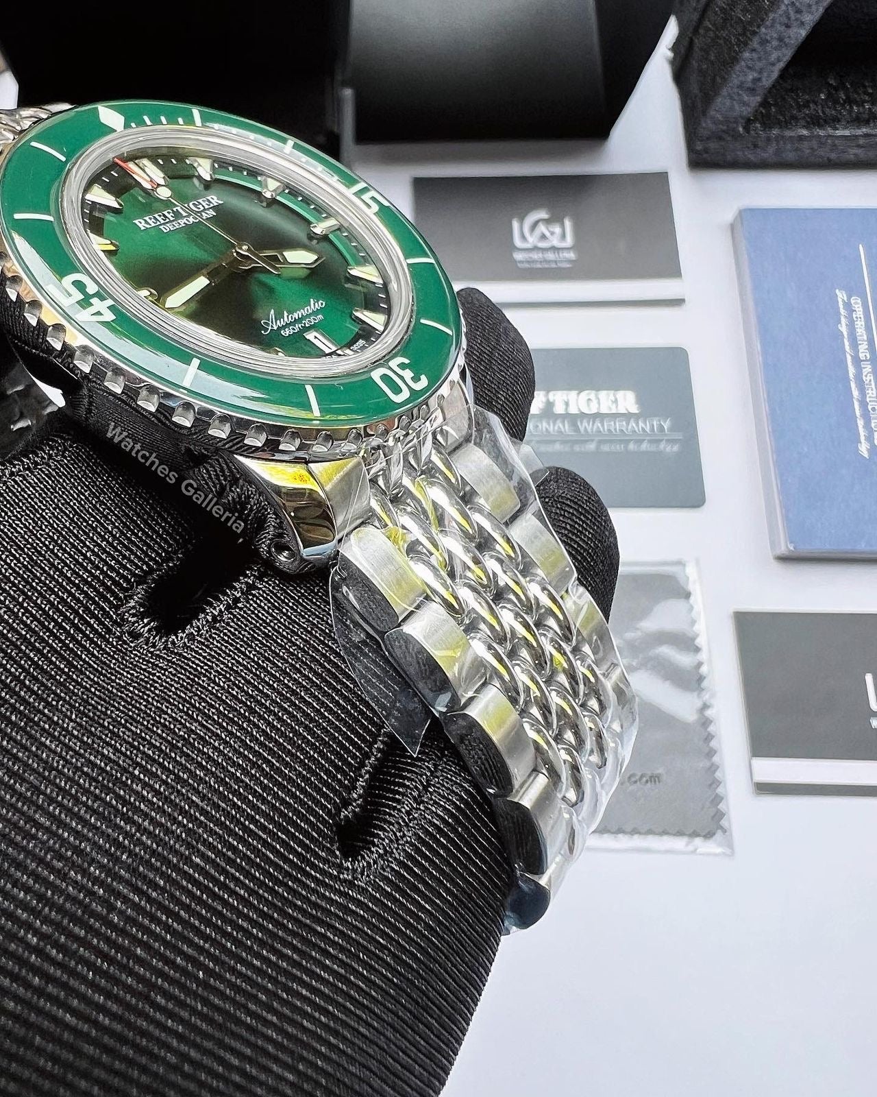 Reef Tiger Captain Cook Deep Ocean (Green) RGA3039