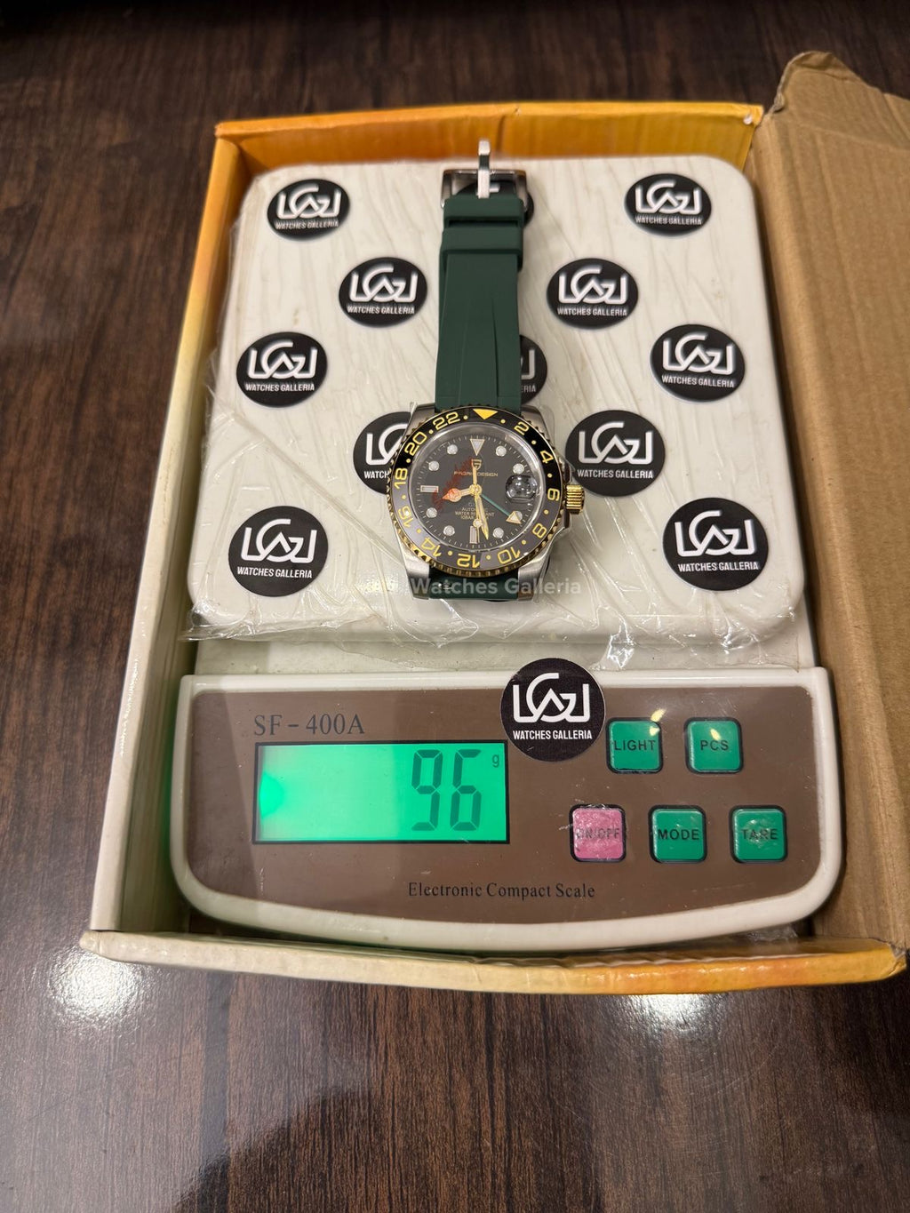 Pagani Design PD1662 GMT Master II Zombie Green Silicon Edition V6 Two Tone in Pakistan – Automatic GMT Luxury Men’s Watch with Sapphire Crystal & Rotating Bezel