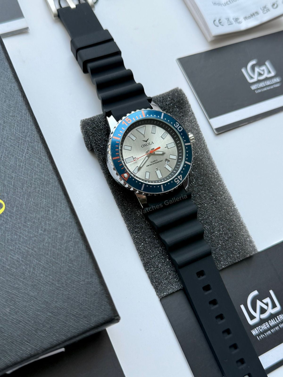 Onola 3850 Sports Diving Style Quartz (Silver) Onola Pakistan