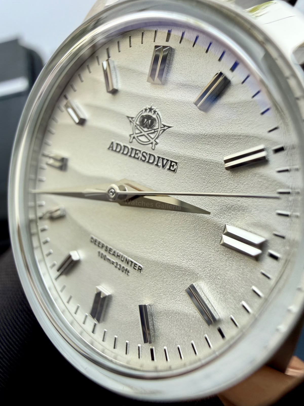 Addiesdive AD2030 Desert Jubilee White Unisex Watch – 36mm Classic Desert Dial, Japan VH31 Quartz Movement, Blue Anti-Glare Mineral Glass & Genuine Jubilee Strap