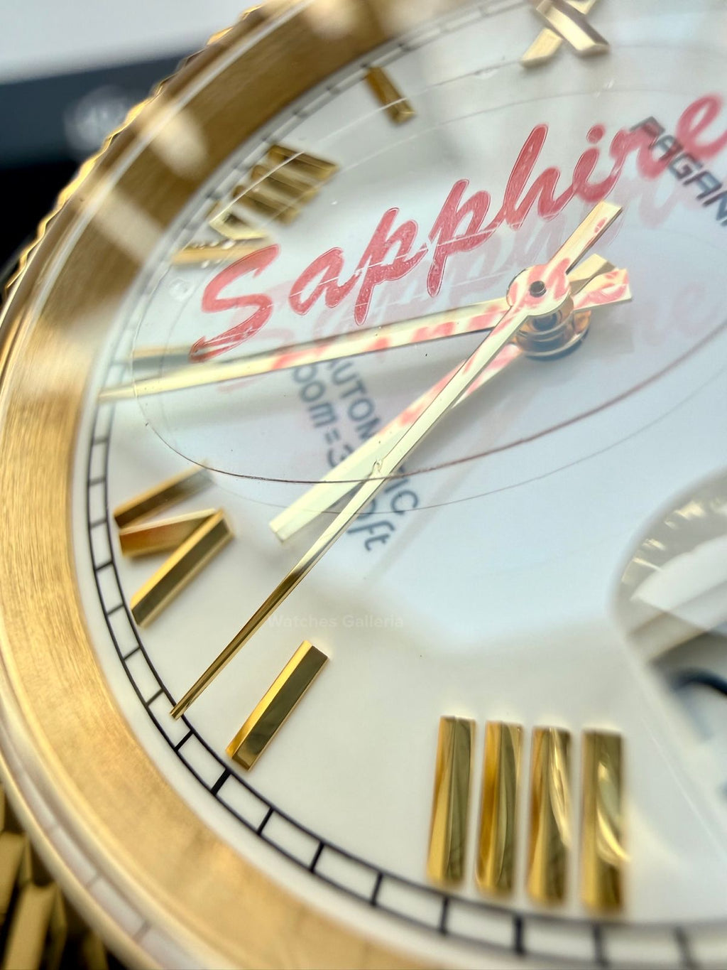 Pagani Design PD1783 Date Day Yellow Gold 40mm Automatic Watch – White Roman Dial, Seiko NH36A Movement, Sapphire Glass, Presidential Bracelet